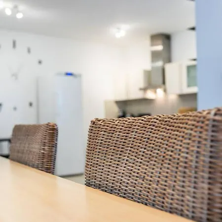 200m² Mit 6 Schlafzimmer *