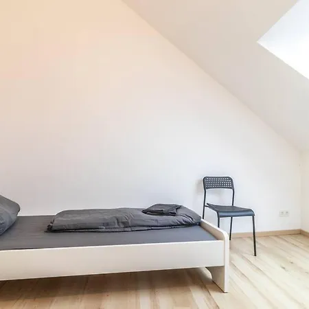 Apartment 200m² Mit 6 Schlafzimmer