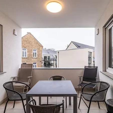 200m² Mit 6 Schlafzimmer Apartment