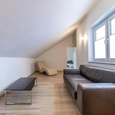 200m² Mit 6 Schlafzimmer *