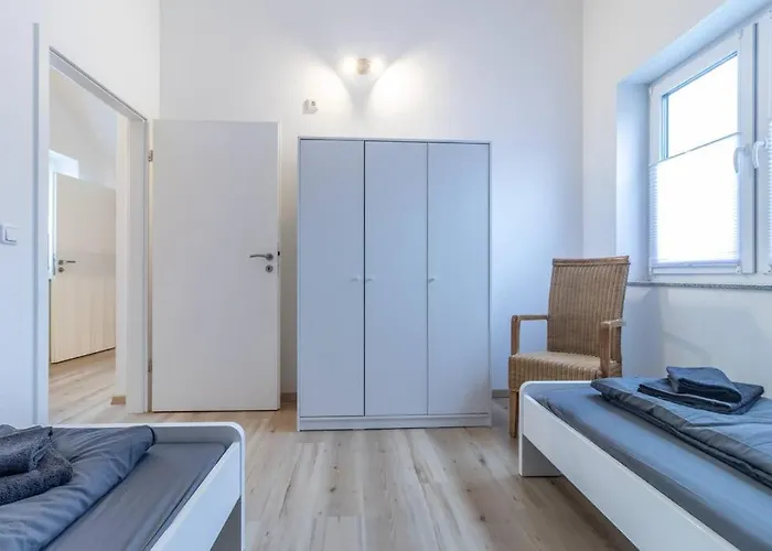 200m² Mit 6 Schlafzimmer Apartamento